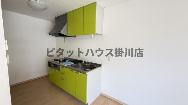 掛川市葛川アパート キッチン