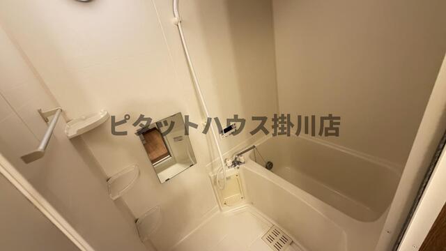 掛川市逆川アパート バス／シャワー