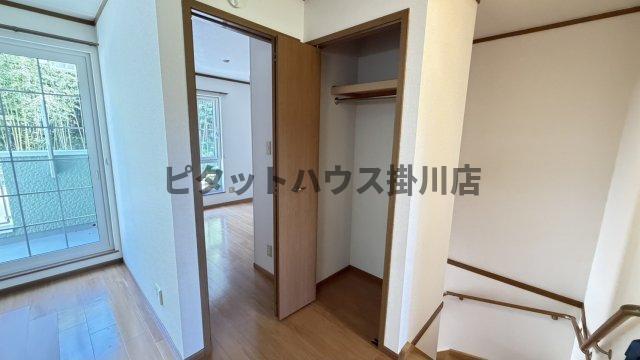 掛川市逆川アパート 収納
