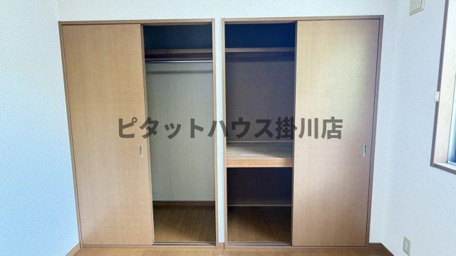 袋井市春岡テラスハウス 収納