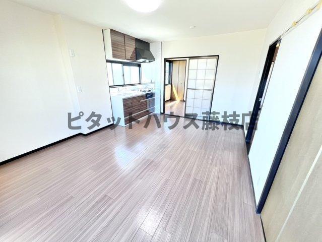 藤枝市高柳アパート リビング