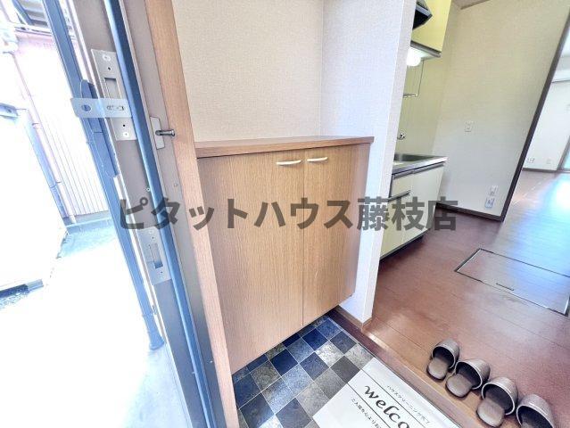 藤枝市駅前アパート 玄関