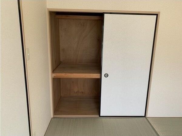 島田市東町アパート 収納
