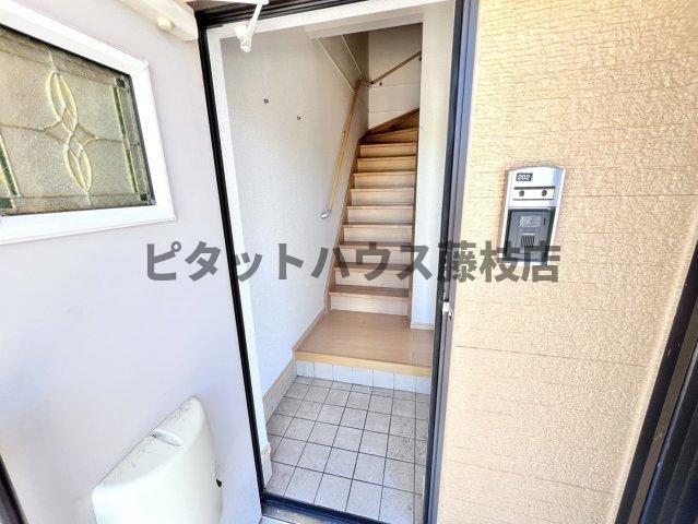 藤枝市緑の丘アパート 玄関