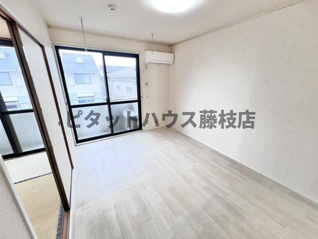 藤枝市高柳アパート リビング