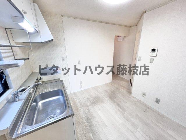 藤枝市高柳アパート リビング