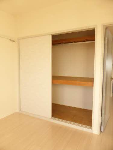 掛川市国安アパート 収納