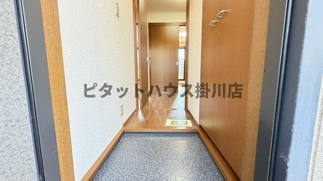 掛川市沖之須アパート 玄関