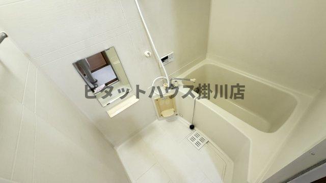 掛川市沖之須アパート バス／シャワー