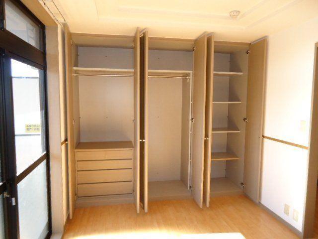 磐田市明ケ島原アパート 収納