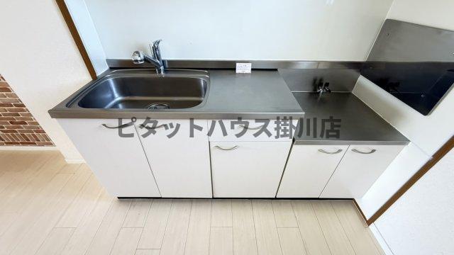 掛川市沖之須アパート キッチン