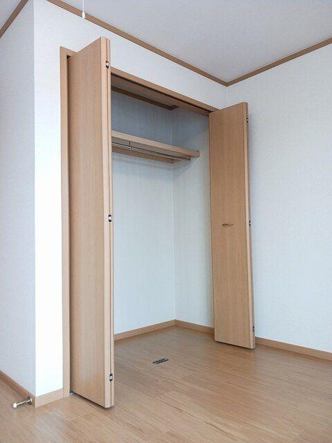 掛川市杉谷南アパート 収納