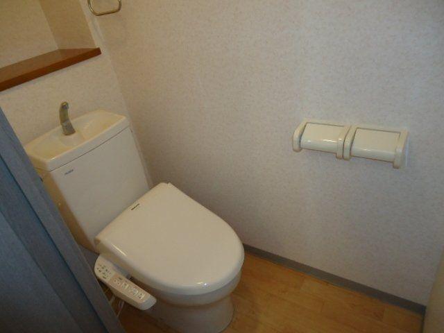 磐田市明ケ島原アパート トイレ
