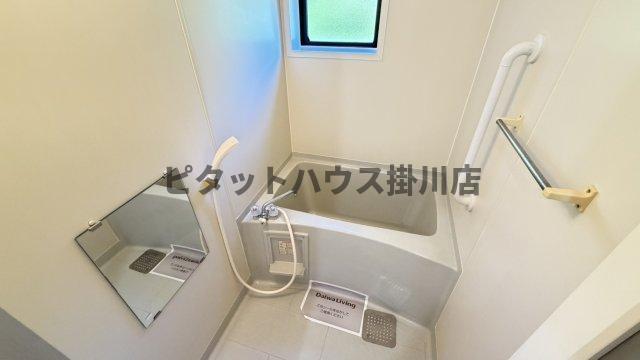 掛川市西大渕アパート バス／シャワー