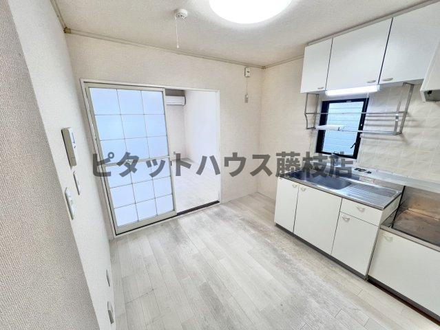 藤枝市高柳アパート リビング