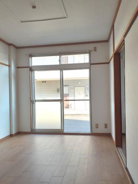 藤枝市下藪田アパート リビング