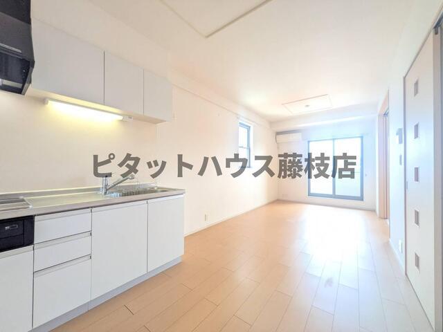 焼津市塩津アパート リビング