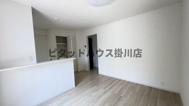 袋井市袋井アパート リビング
