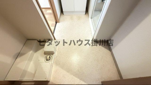 菊川市吉沢アパート トイレ