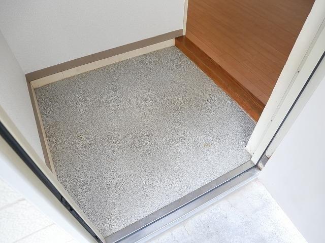 焼津市三ケ名マンション 玄関