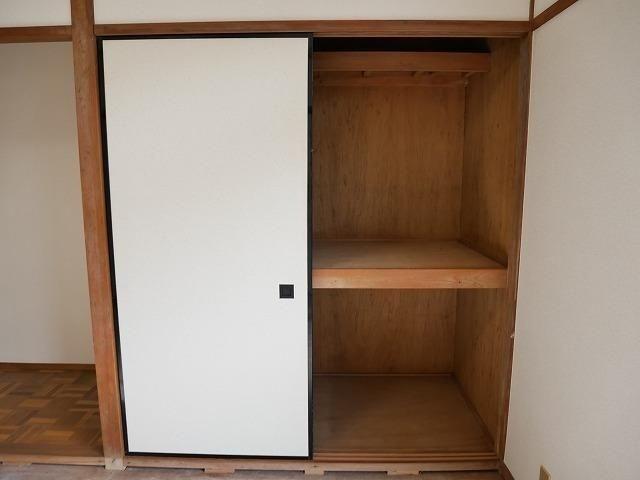 焼津市三ケ名マンション 収納