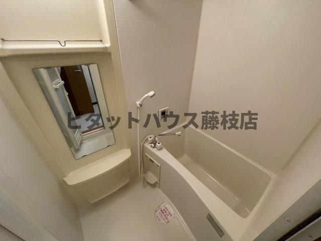 焼津市八楠アパート バス／シャワー