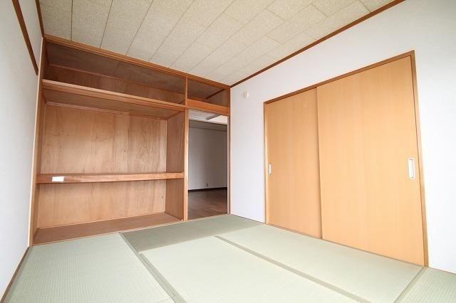 磐田市森下マンション 収納