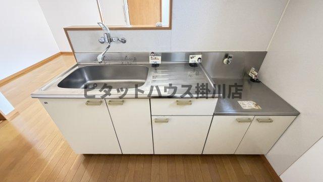袋井市高尾アパート キッチン