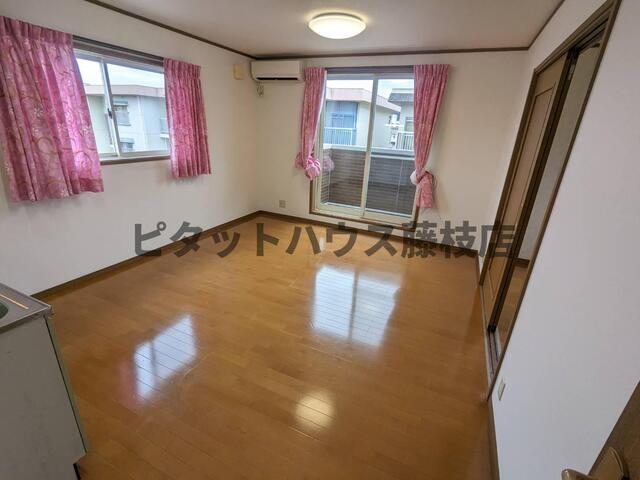 島田市南アパート リビング