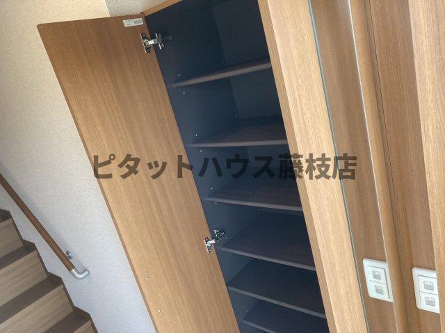 焼津市大覚寺アパート 収納