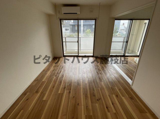 藤枝市大東町マンション リビング