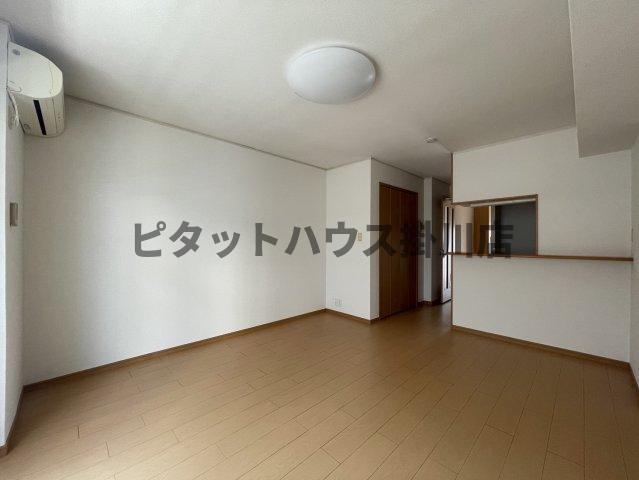 磐田市上岡田アパート リビング