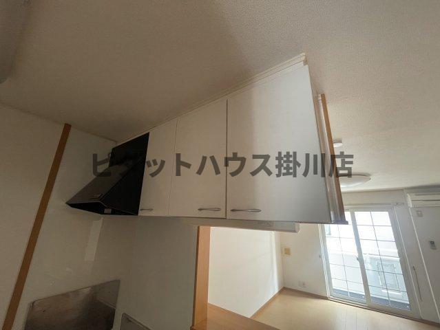 磐田市上岡田アパート 収納