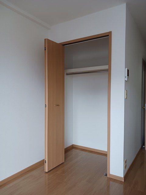 磐田市富士見町アパート 収納