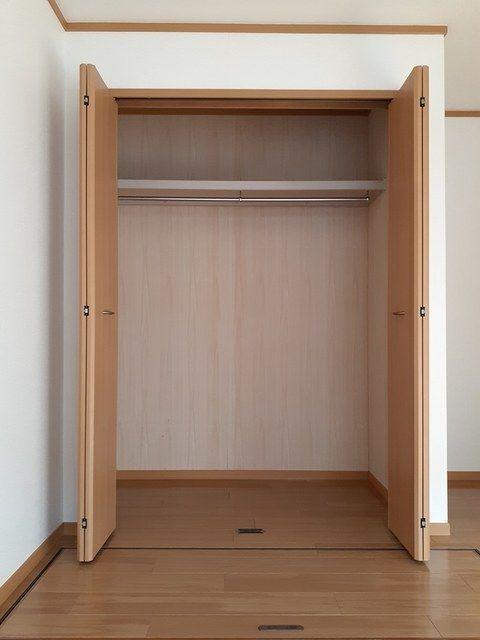 磐田市明ケ島原アパート 収納