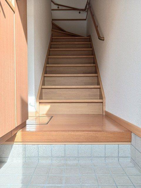 磐田市小立野アパート 玄関