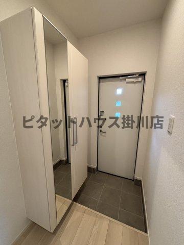菊川市西方アパート 玄関