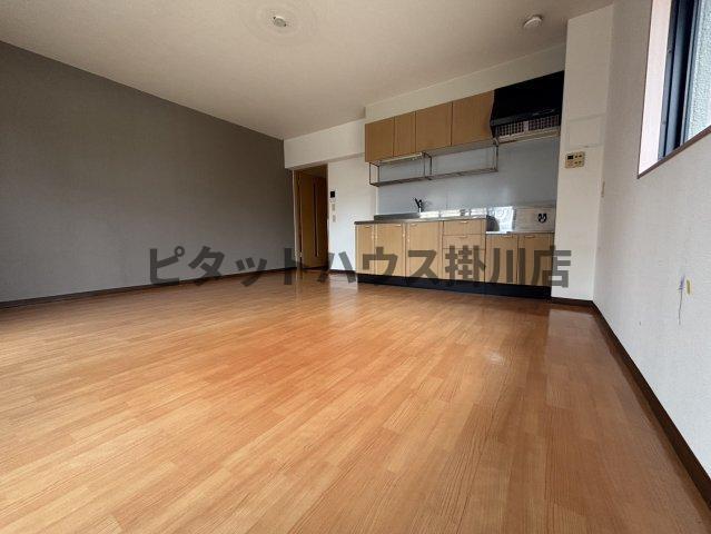 掛川市高御所マンション リビング