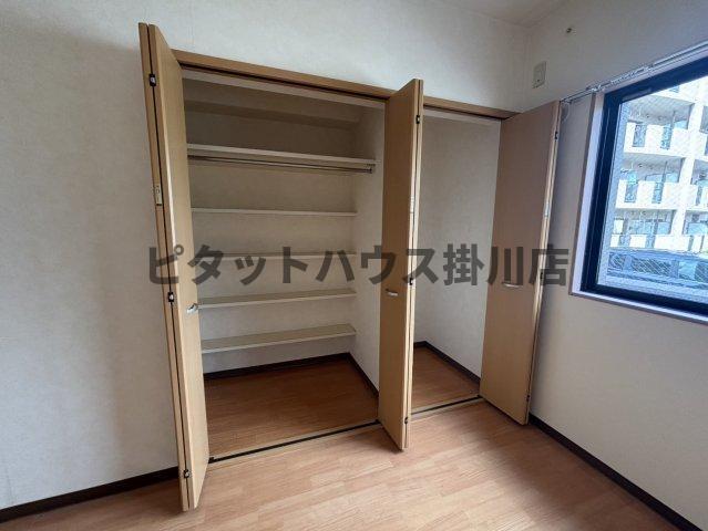 掛川市高御所マンション 収納