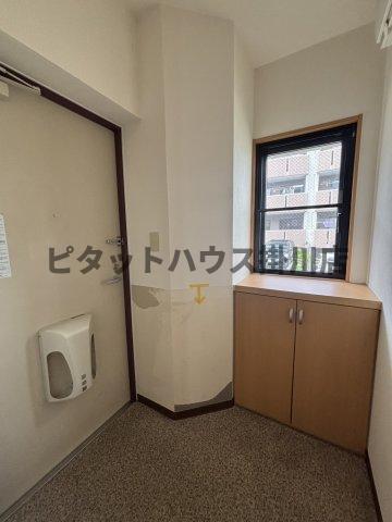 掛川市高御所マンション 玄関