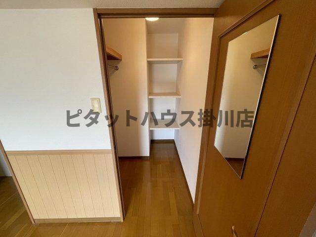袋井市下山梨マンション 収納