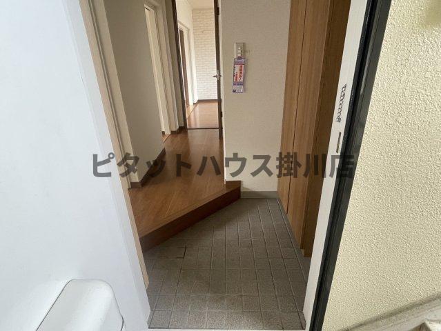 磐田市上本郷アパート 玄関