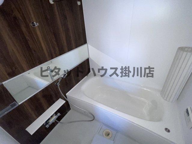磐田市森下アパート バス／シャワー