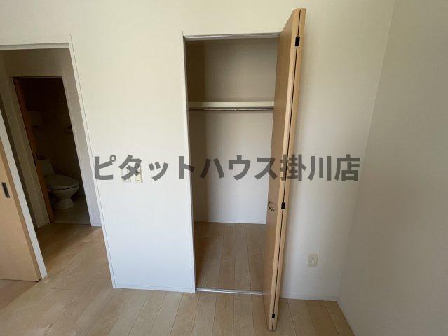 磐田市上大之郷アパート 収納