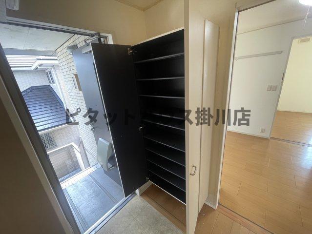 袋井市上山梨アパート 収納