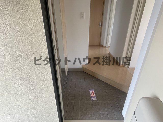 磐田市上本郷アパート 玄関