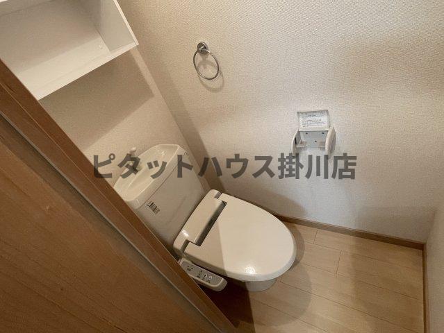 袋井市宇刈アパート トイレ
