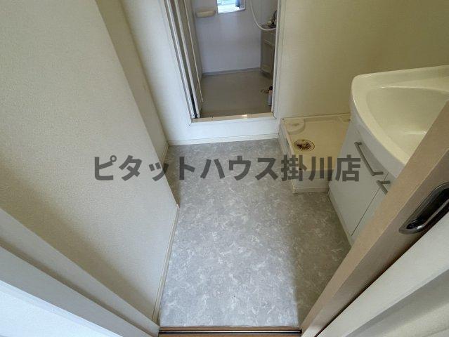 袋井市上山梨アパート 室内
