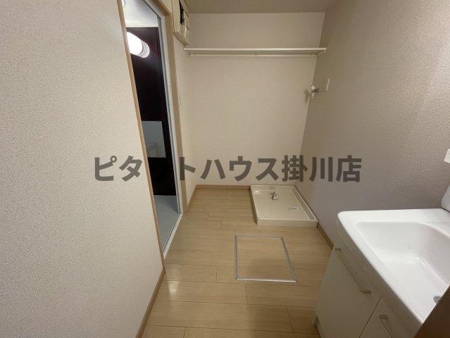 袋井市宇刈アパート 室内