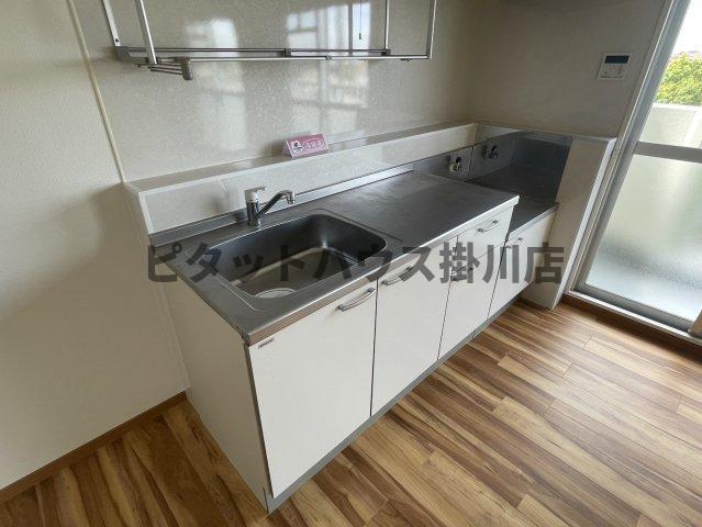 磐田市上本郷アパート キッチン